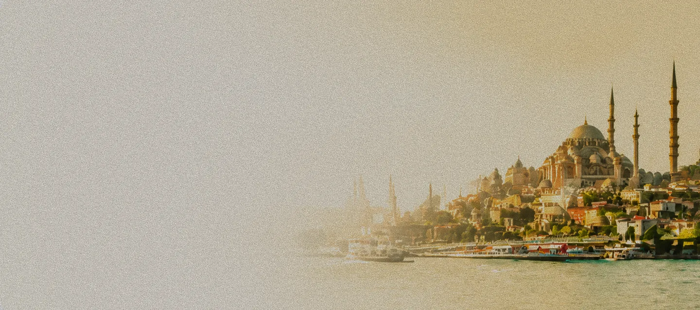 A connected travel destination seen from the waterfront